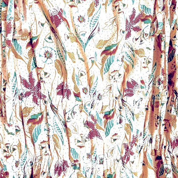 🌟HP🌟Universal Thread Floral Ruffle Tank - Picture 6 of 10